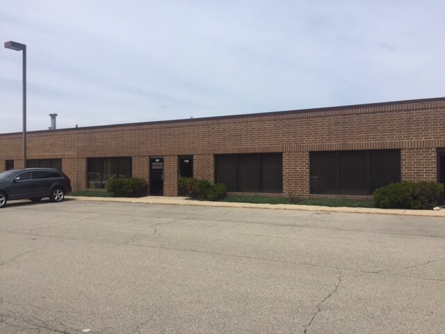 More Photos Of 1000 N Rand Rd, Wauconda Warehouse For Sale