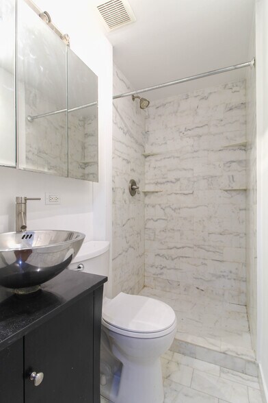 More Photos Of 133 E 35th St, New York Apartments For Sale