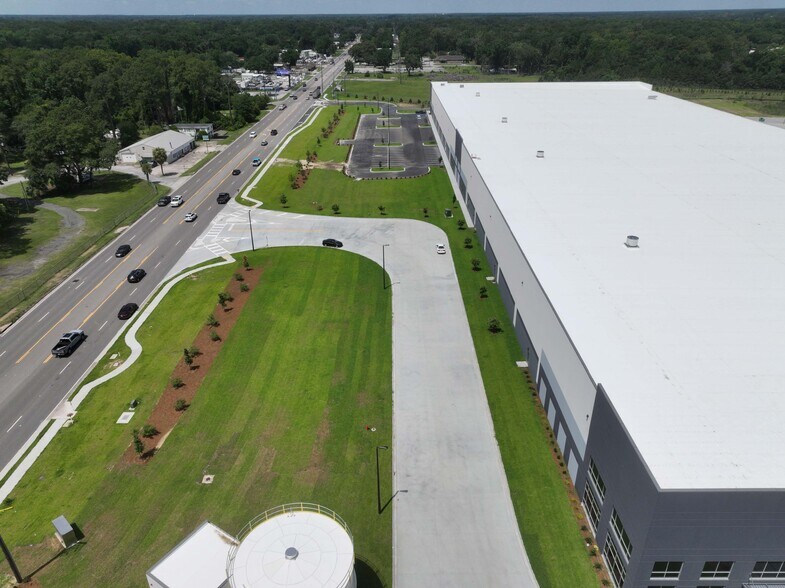 More Photos Of 4704 Ogeechee Rd, Savannah Warehouse For Lease