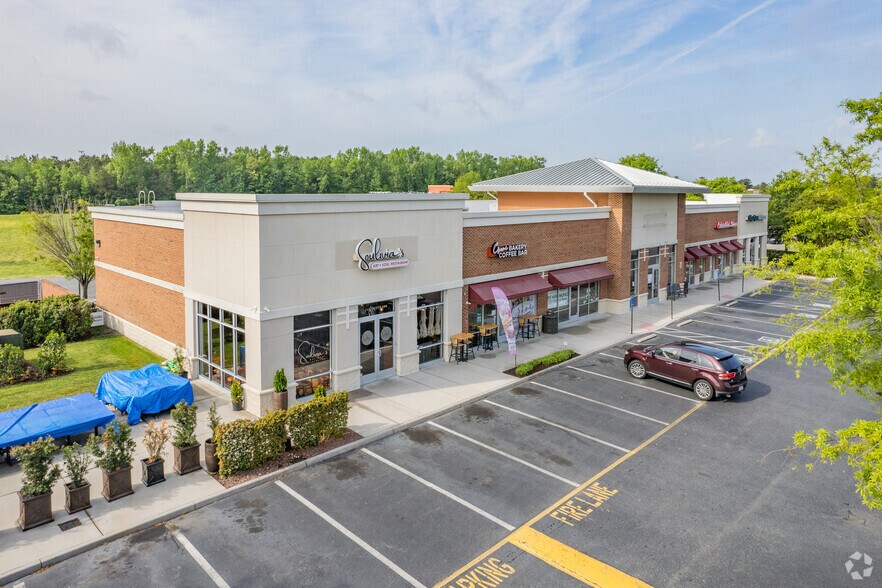 Primary Photo Of 141 Hillcrest Pky, Chesapeake Freestanding For Lease
