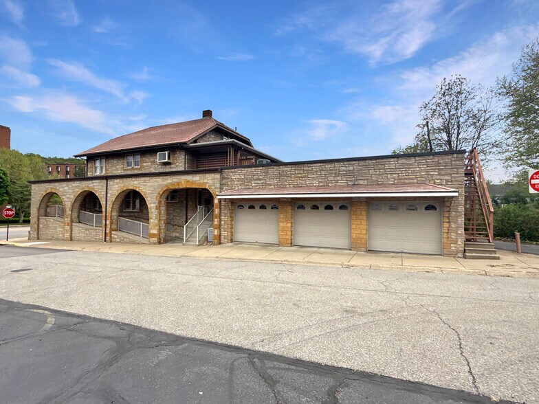 More Photos Of 3721 Main St, Weirton Funeral Home For Sale