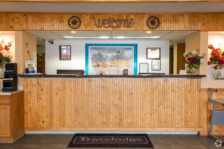 More Photos Of 201 Stagecoach Trl, Ogallala Hospitality For Sale