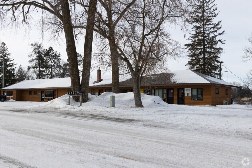 More Photos Of 107 Grove Ave S, Park Rapids Office For Lease