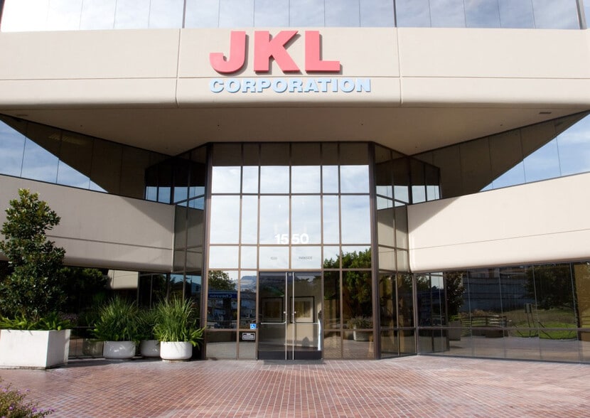 More Photos Of 1550 Parkside Dr, Walnut Creek Medical For Lease