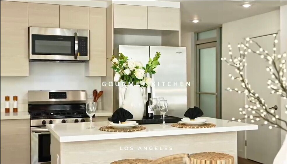 More Photos Of 1245 N New Hampshire Ave, Los Angeles Apartments For Sale