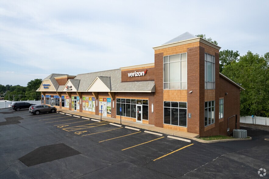 Primary Photo Of 4412-4430 Telegraph Rd, Saint Louis Storefront For Lease