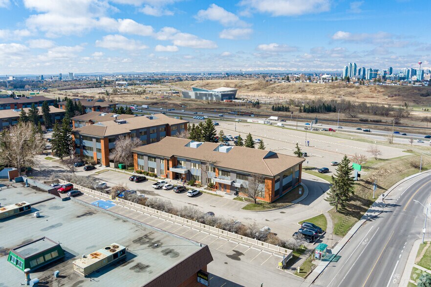 More Photos Of 811 Manning Rd NE, Calgary Office For Lease