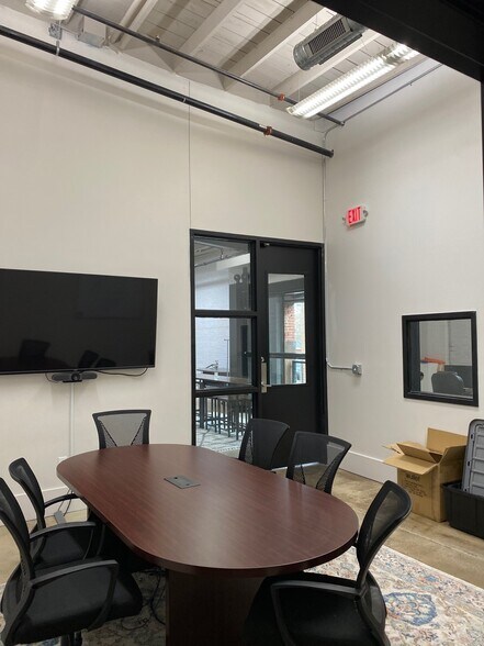 More Photos Of 915 Lady St, Columbia Loft Creative Space For Lease