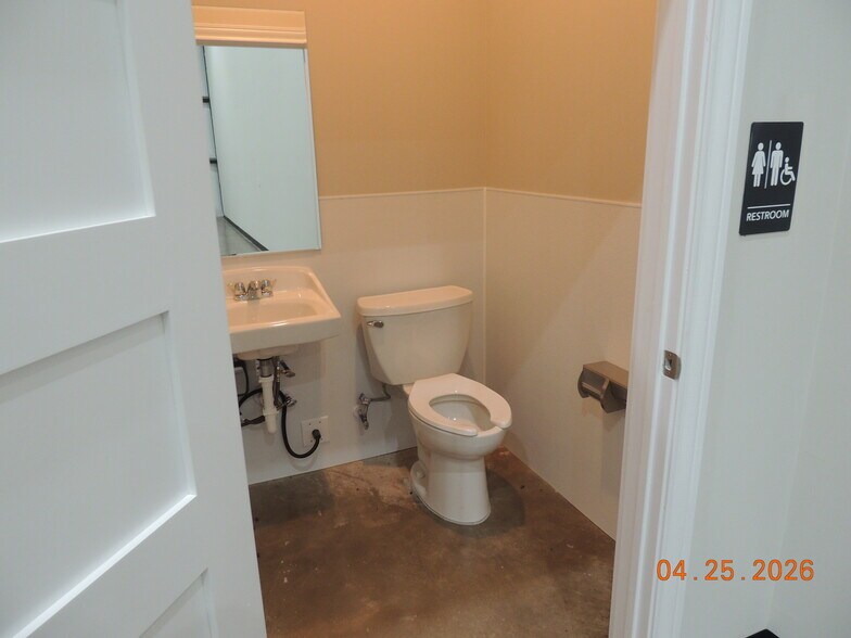 More Photos Of 2309 Wade Cir S, Conroe Unknown For Lease