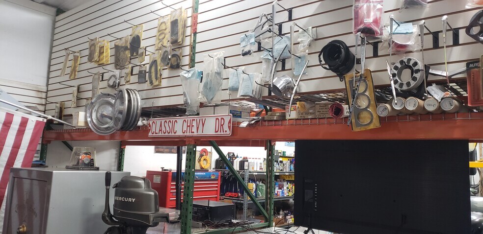 More Photos Of 1245 River Rd, N Fort Myers Industrial For Sale