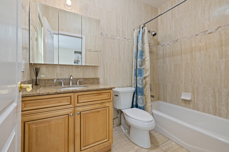 More Photos Of 68 Main St, Monsey Apartments For Sale