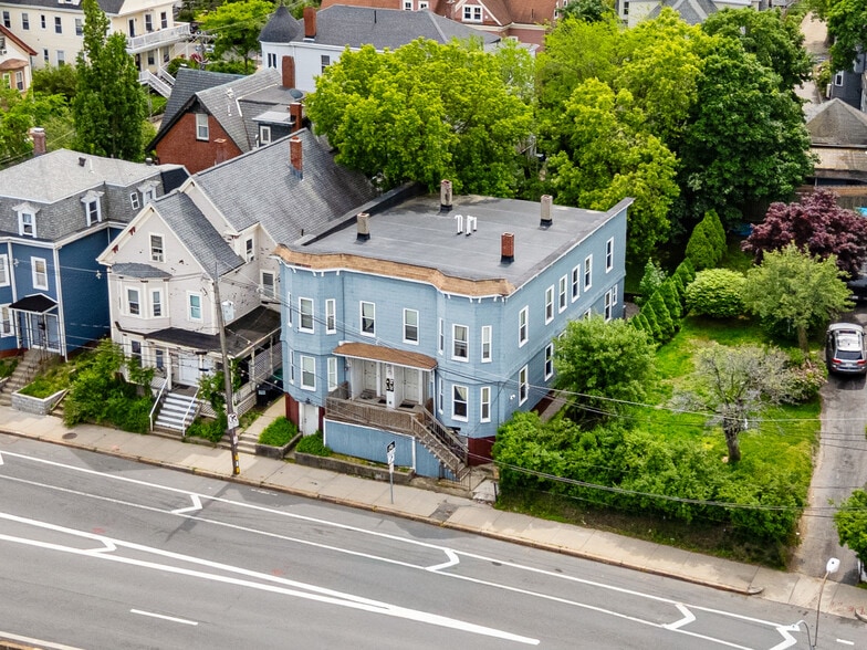 More Photos Of 422 McGrath Hwy, Somerville Apartments For Sale