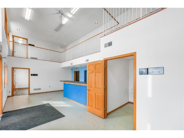 More Photos Of 1121 S Lincoln Ave, Sauk Rapids Warehouse For Sale