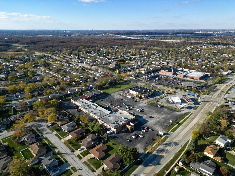 More Photos Of 8821-8849 W 87th St, Hickory Hills Storefront For Sale
