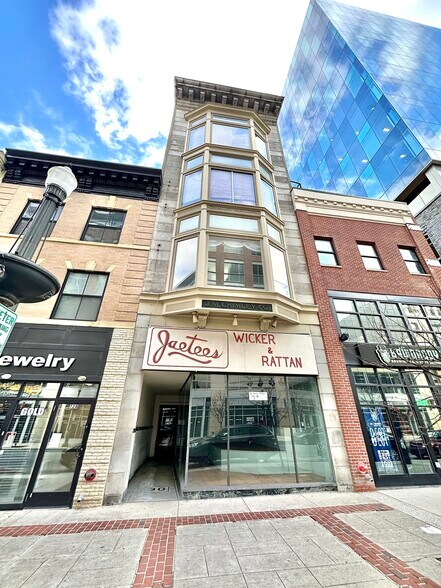 More Photos Of 730 W Hamilton St, Allentown Apartments For Lease