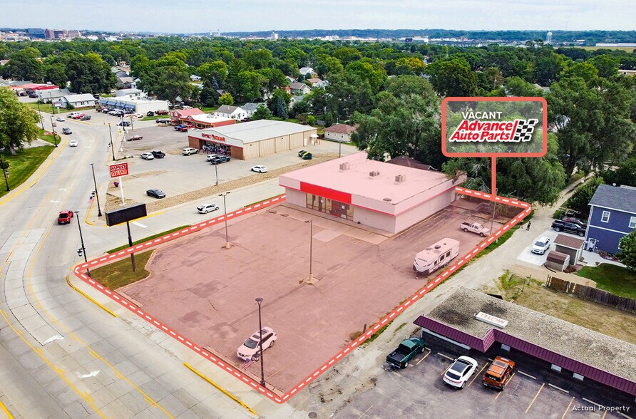 More Photos Of 1700 Dakota Ave, South Sioux City Freestanding For Sale