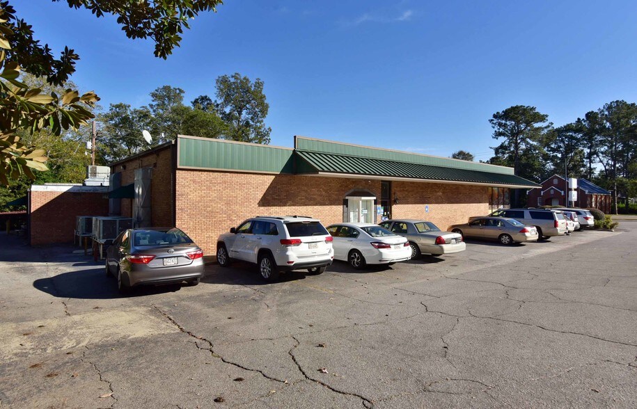 More Photos Of 420 Johnson St SE, Dawson Storefront Retail Office For Sale