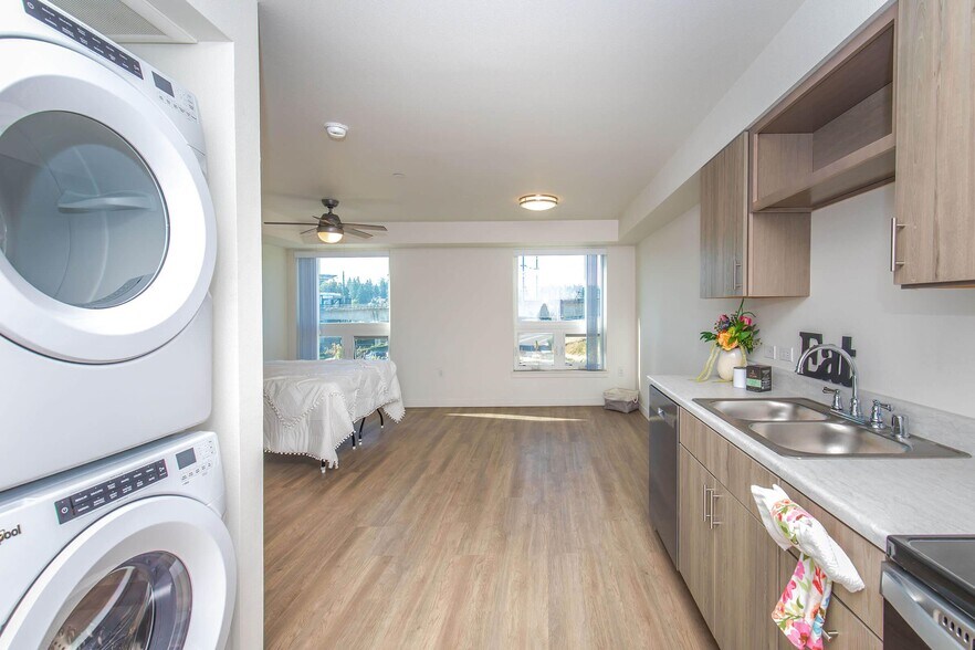More Photos Of 15300 33rd Ave S, Seatac Apartments For Lease