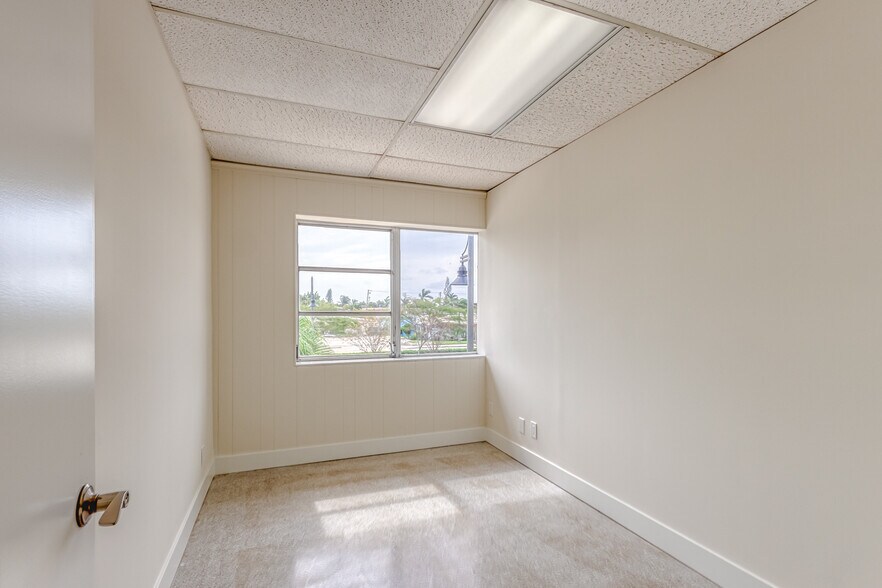 More Photos Of 2769-2777 E Atlantic Blvd, Pompano Beach Storefront Retail Office For Lease