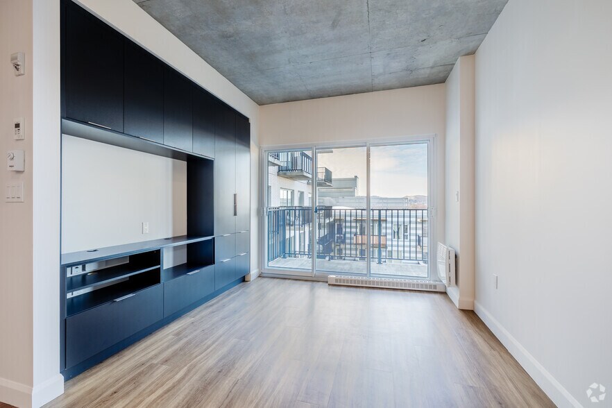 More Photos Of 5250 Rue Molson, Montréal Apartments For Lease