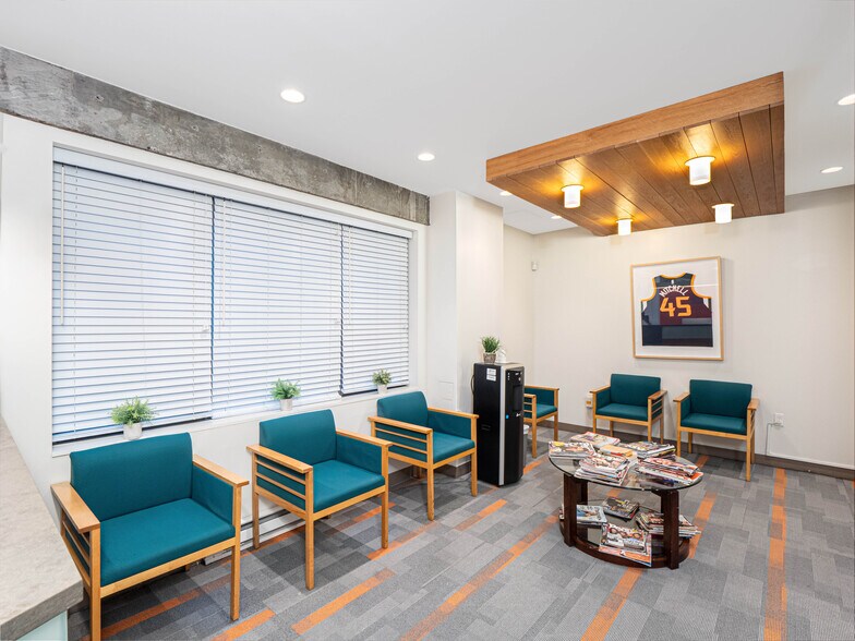 More Photos Of 360 E 72nd St, New York Apartments For Sale