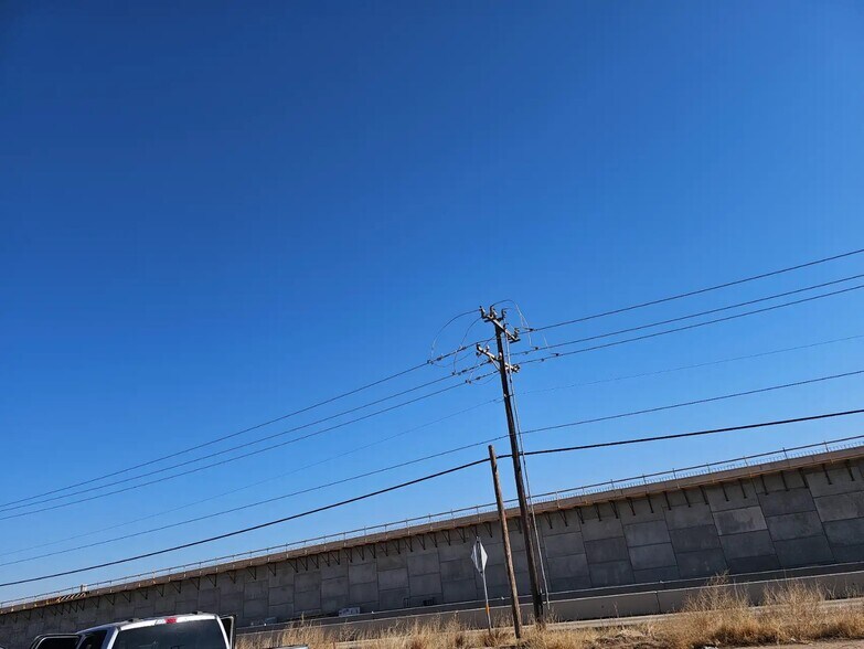 More Photos Of 8316 W I-20, Midland Warehouse For Lease