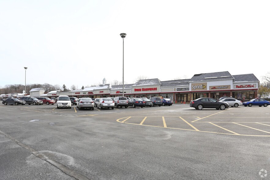 51005222 Wilson Mills Rd, Richmond Heights, OH 44143 For Lease