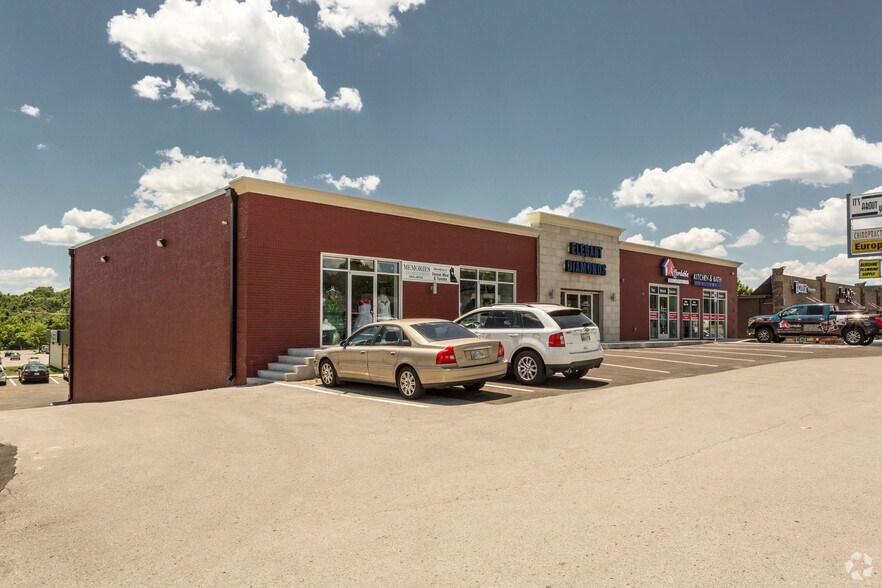 Primary Photo Of 11316-11320 Lebanon Rd, Mount Juliet Storefront Retail Office For Lease