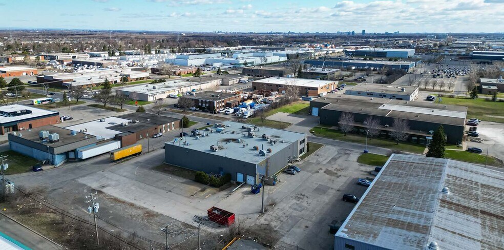 More Photos Of 850 Av Selkirk, Pointe-claire Warehouse For Sale