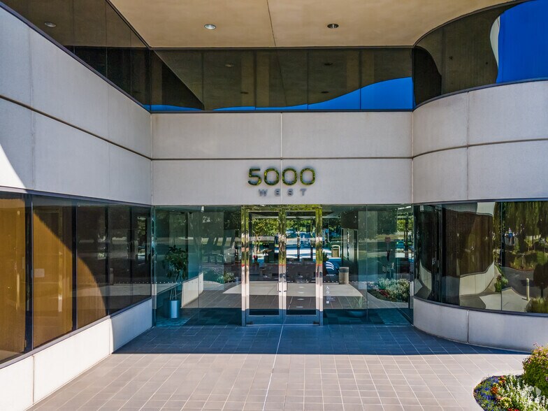 More Photos Of 4900 Hopyard Rd, Pleasanton Unknown For Lease