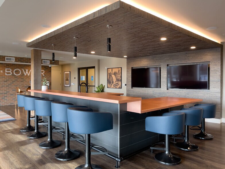More Photos Of 11811-11821 NE 128th St, Kirkland Multifamily For Sale