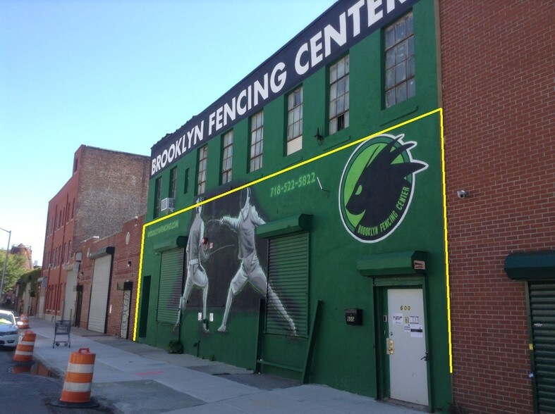 More Photos Of 600 Degraw St, Brooklyn Warehouse For Lease