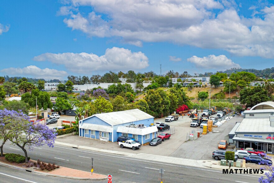 Primary Photo Of 469 E Mission Rd, San Marcos Manufacturing For Lease