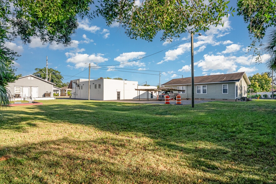 More Photos Of 3416 N 15th St, Tampa Religious Facility For Sale