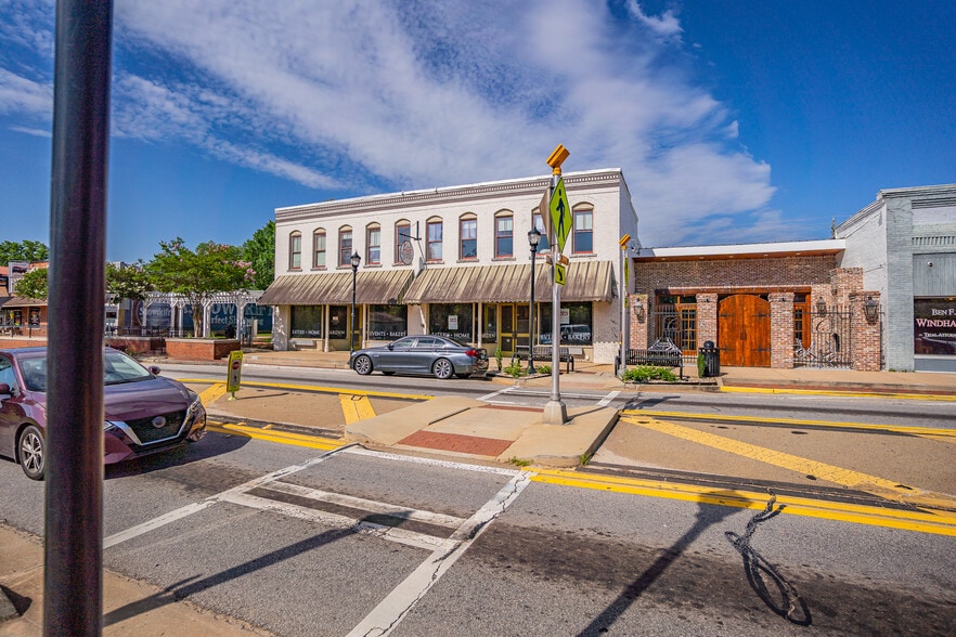 More Photos Of 3840 Highway 42, Locust Grove Restaurant For Lease