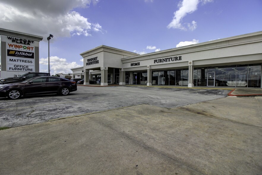 More Photos Of 3226 Hillcroft St, Houston Freestanding For Sale