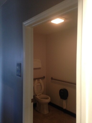 More Photos Of 1418 Harbin Cir, Valdosta Warehouse For Lease