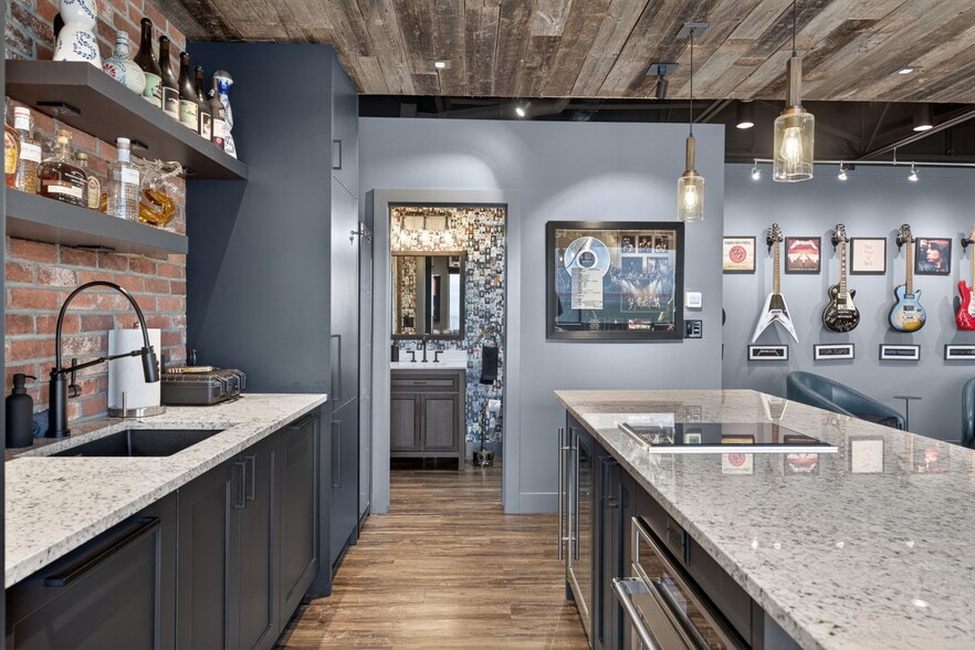 More Photos Of 1750 120 Av NE, Calgary Warehouse For Sale