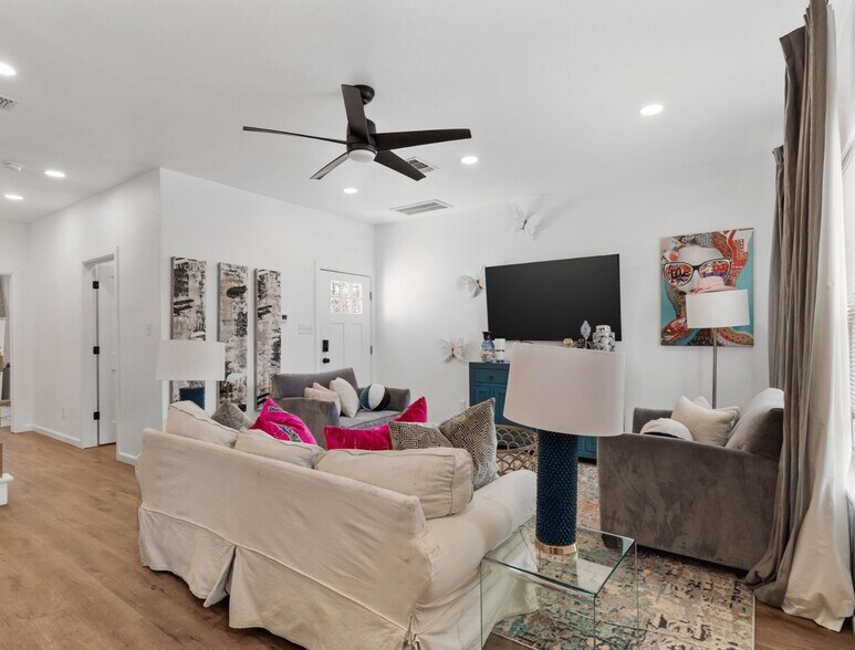 More Photos Of , Fort Worth Specialty For Sale