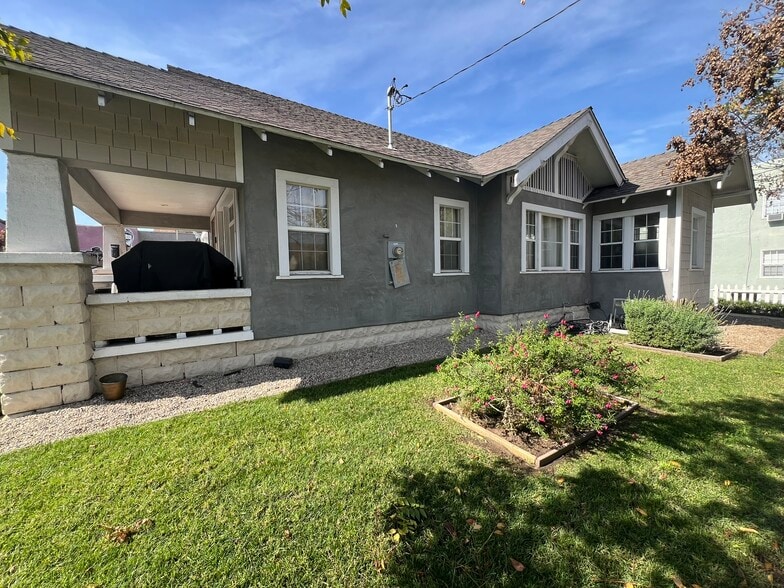 More Photos Of 1545 E 4th St, Long Beach Apartments For Sale