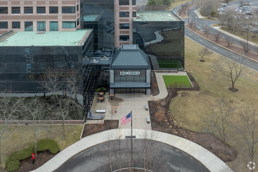 More Photos Of 1200 Crown Colony Dr, Quincy Business Park For Lease