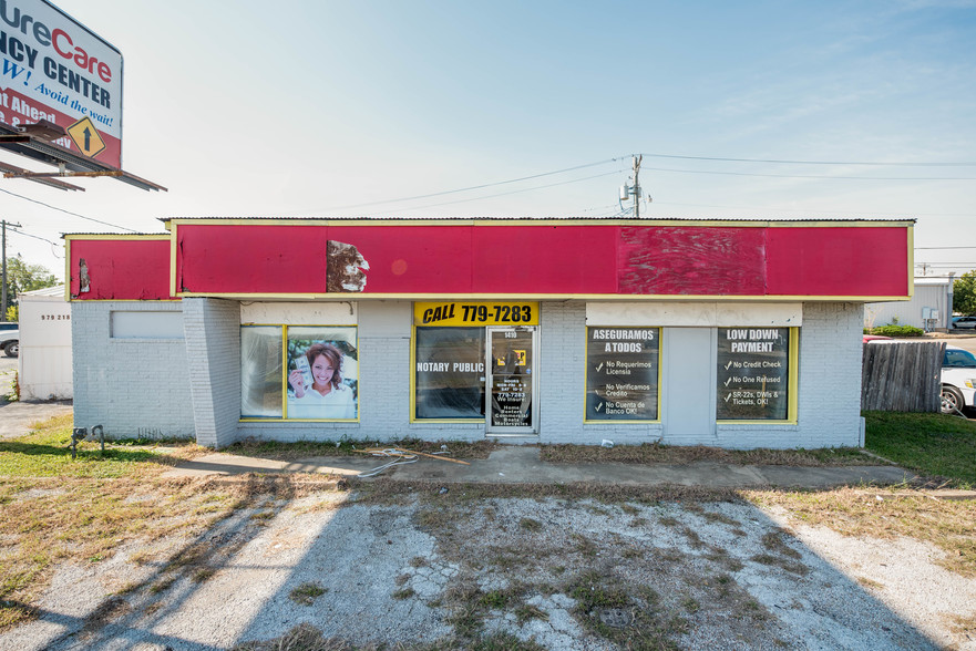 Primary Photo Of 1410 S Texas Ave, Bryan Freestanding For Lease