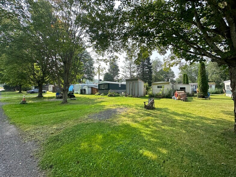 More Photos Of 8114 State Rd, Colden Manufactured Housing Mobile Home Park For Sale