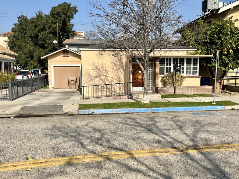 More Photos Of 1701 F St, Bakersfield Office For Sale