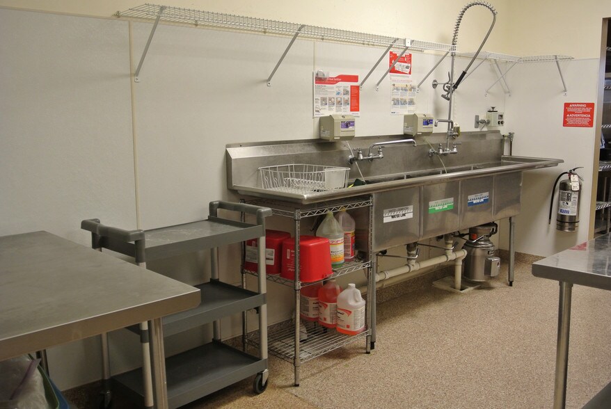 More Photos Of 352-362 N Randall Rd, North Aurora Restaurant For Lease