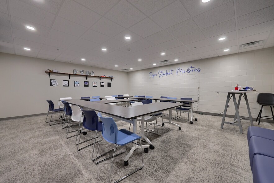 More Photos Of 121 Walnut Hill Rd, Millersville Religious Facility For Sale