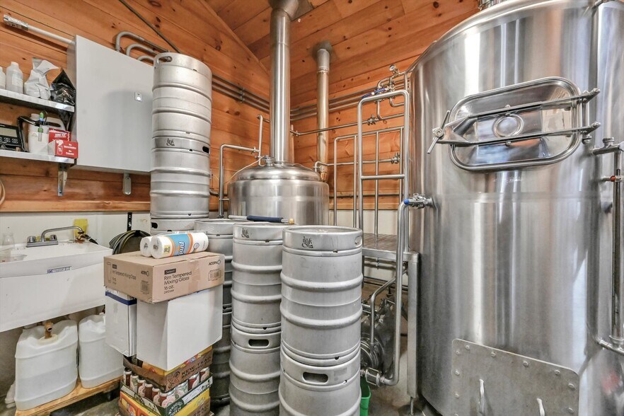 More Photos Of 301 W Main St, Ephrata Hospitality For Sale