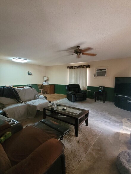 More Photos Of 1108 N Dixie Fwy, New Smyrna Beach Funeral Home For Sale