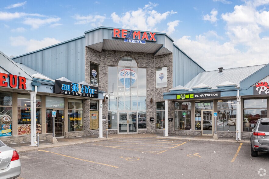More Photos Of 4701 Boul Saint-Jean, Dollard-des-Ormeaux Storefront For Lease