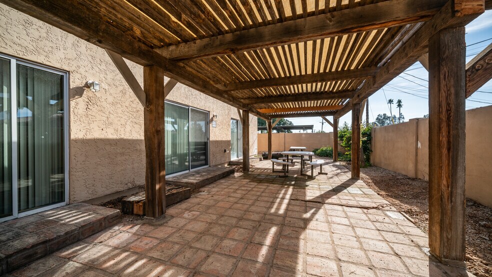 More Photos Of 2530 S Rural Rd, Tempe Office Residential For Lease
